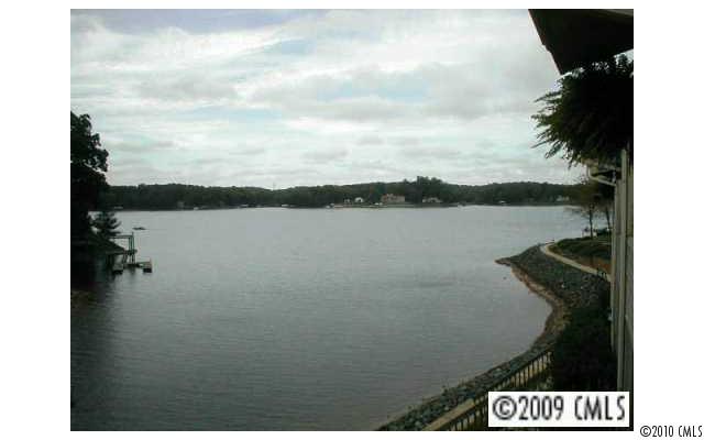 14015 Queens Harbor Road, Lake Wylie North, North Carolina Homes & Land - Real Estate