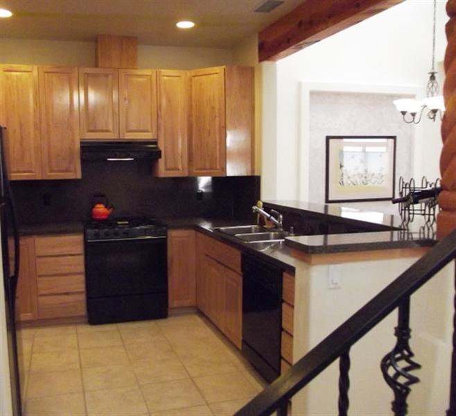 822 Southeast Cir, Albuquerque, NM 87104