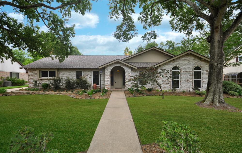 18635 Cape Charles Ln, Clear Lake City, Texas Homes & Land - Real Estate