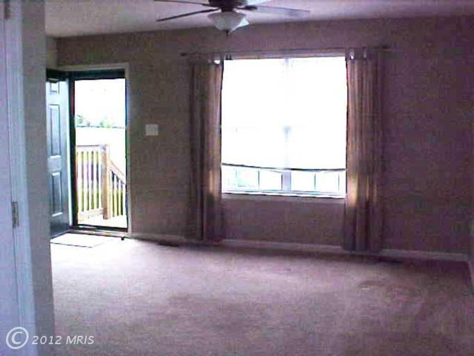 930 Teal Road North, Martinsburg, WV 25405