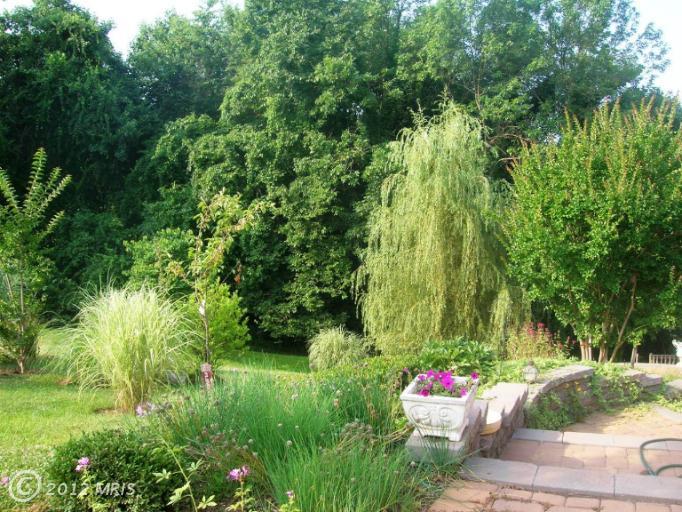 9923 Squires Crest Lane, Vienna, VA 22182